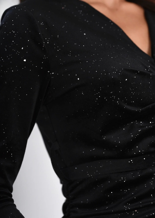 Welurowa krótka sukienka z drapowaniem Maeve