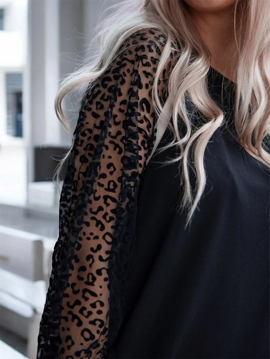 Trapezowa sukienka z bufiastymi rękawami Piera