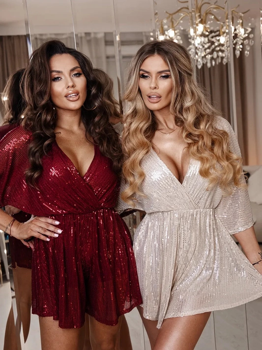 Elegancki połyskujący kombinezon Brita