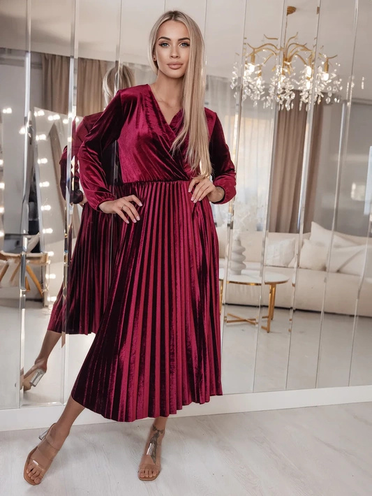 Welurowa plisowana sukienka midi Nina