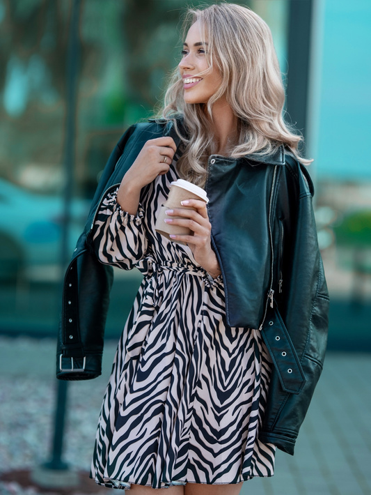 Krótka sukienka z falbanką i wiązanym dekoltem Olivia