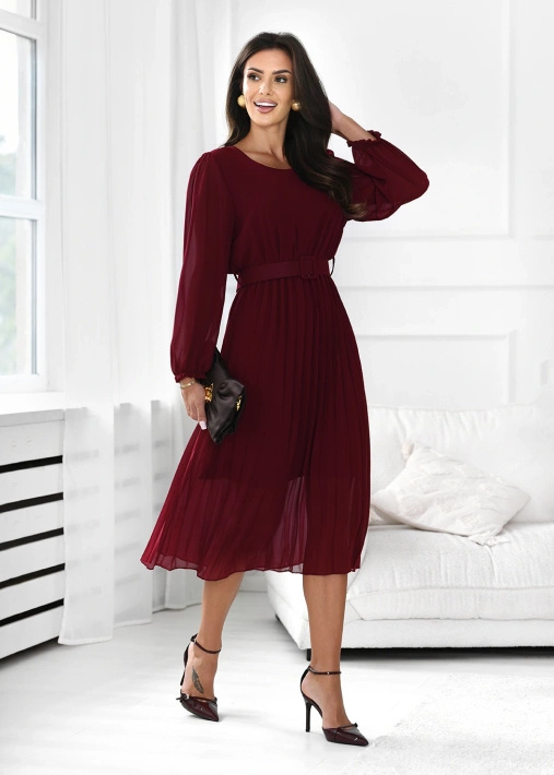 Sukienka plisowana Eleganza z paskiem