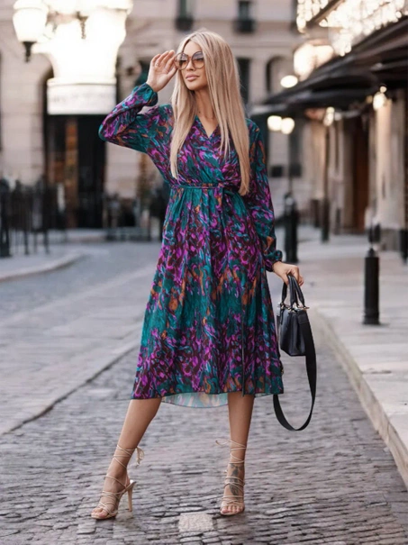 Wzorzysta sukienka midi Marsala