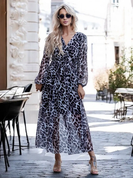 Długa wzorzysta sukienka z dekoltem na plecach Georgina