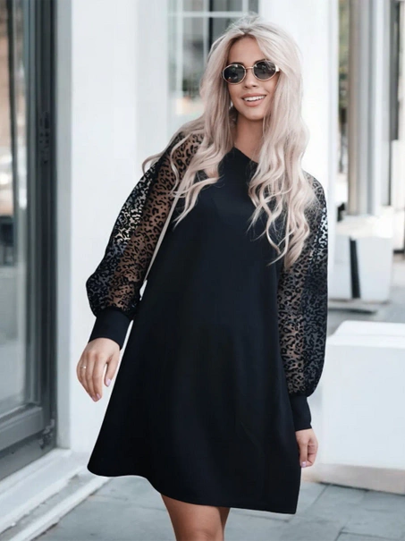 Trapezowa sukienka z bufiastymi rękawami Piera